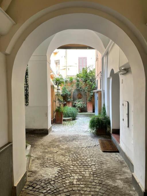 Lovely Apartment In Via Della Scala, Trastevere โรม ภายนอก รูปภาพ