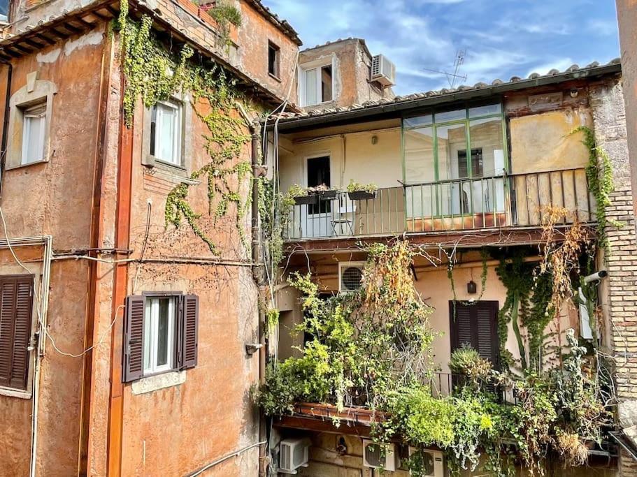 Lovely Apartment In Via Della Scala, Trastevere โรม ภายนอก รูปภาพ